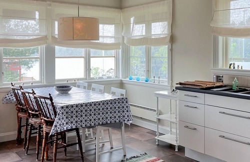 Motala House | Gorgeous home in Motala with lake view