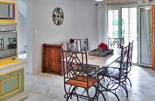 Mouries House | Gorgeous home in Mouries