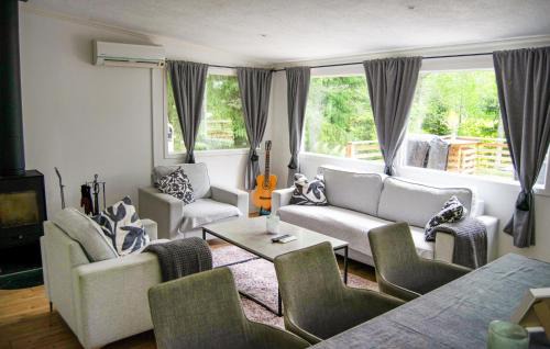 Orebro County House | Gorgeous Home In Örebro With Sauna