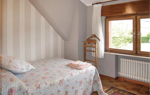 Villamayor House | Gorgeous Home In Piloña With Kitchen