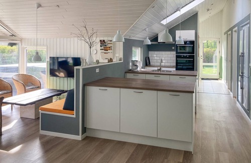 Kramnitse House | Gorgeous home in Rødby with sauna