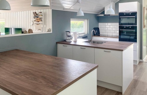 Kramnitse House | Gorgeous home in Rødby with sauna