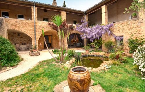 Sabran House | Gorgeous Home In Sabran