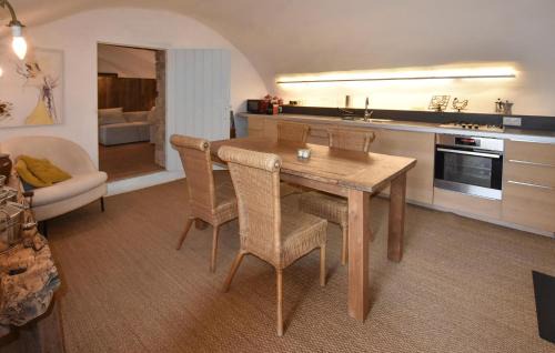 Sabran House | Gorgeous Home In Sabran