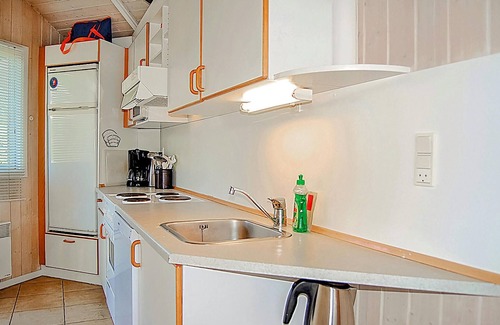 Grønninghoved Strand House | Gorgeous home in Sjølund with sauna