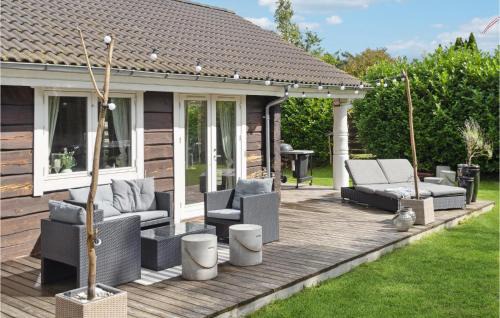 Marielyst House | Gorgeous Home In Væggerløse With Sauna