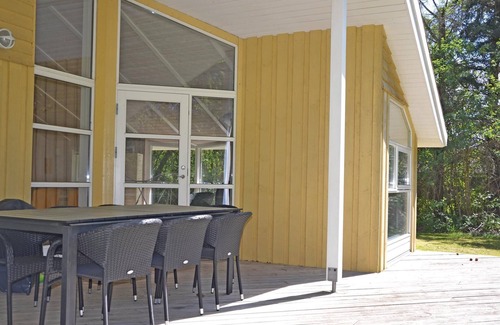 Holloselund House | Gorgeous home in Vejby with WiFi