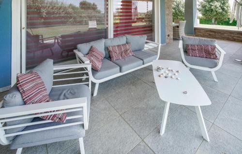 Pescia Romana House | Gorgeous Home In Montalto Di Castro