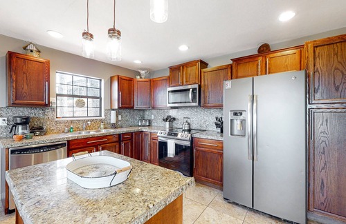 Sylvan Shores House | Gorgeous home near marina with Beaver Lake views, lake access, large deck, grill
