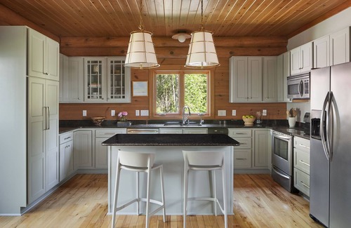 Wisconsin House | Gorgeous Home on Lake Superior Shore 3 hours from Twin Cities