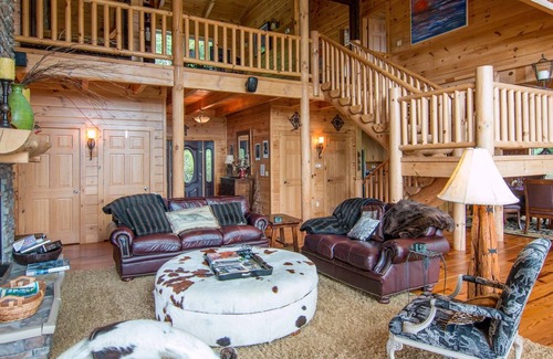 Sky Valley Ski Chalet | GORGEOUS HOME with FABULOUS MOUNTAIN VIEWS !!!!!