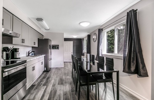 Sudbury House | Gorgeous House in Minnow Lake, 10 minutes from dt