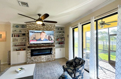 Gateway House | Gorgeous house for rent in Fort Myers, Florida. 4 beds, 3 baths. Great HOA.