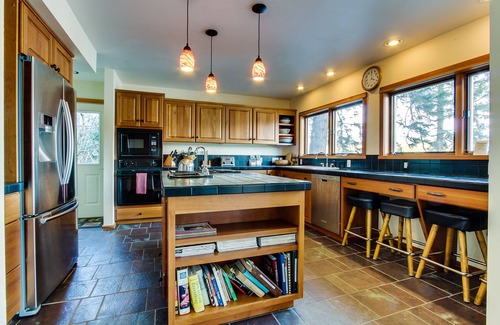 Hayden Lake House | Gorgeous Lakefront Home with Stunning Views & Private Dock - Dogs OK