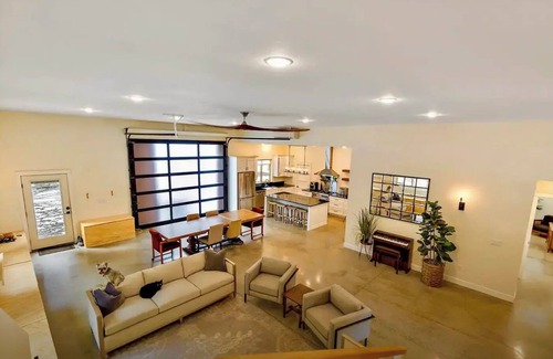 Ashland House | Gorgeous Lakeside HOUSE + Indoor SAUNA!