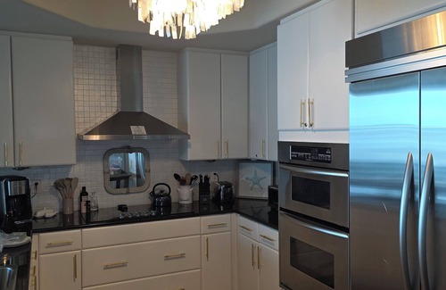 Orange Beach East Condo | Gorgeous Lush 2 Bedroom Condo with Amazing Views and Endless Amenities