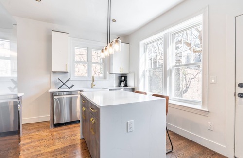 Greenville House | Gorgeous Mansion 30 min from NYC