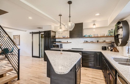 Shadow Mountain House | Gorgeous mountain home with private hot tub, sauna, outdoor seating, views