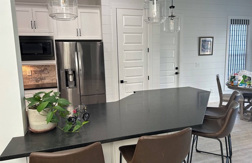Winchester House | Gorgeous new 4bdrm Home on Tim's Ford Lake with screened in porches