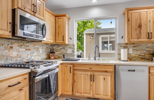 Caldwell House | Gorgeous newly remodeled 4-bedroom home with game room in Caldwell, ID