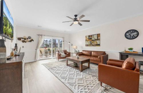 Central Myrtle Beach Apartment | Gorgeous Newly Renovated 3BR Villa Near Beach