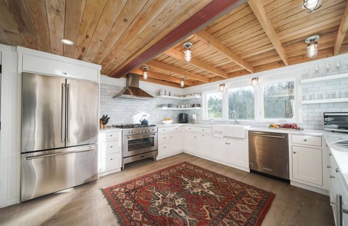 Neahkahnie Beach House | Gorgeous No Expense Spared Ocean Views Hot Tub