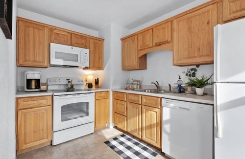 North Spokane House | Gorgeous North Spokane Home - 5 Min to Campus