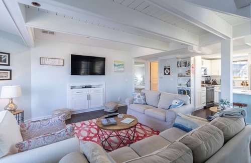 Duck Condo | Gorgeous ocean views from this stunning, updated coastal condo!
