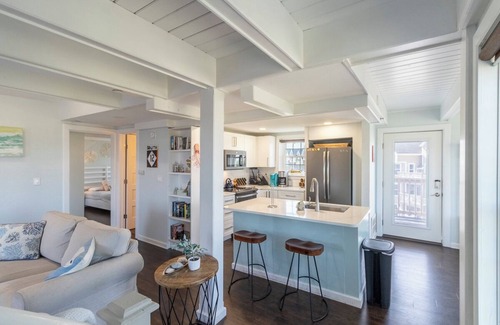 Duck Condo | Gorgeous ocean views from this stunning, updated coastal condo!