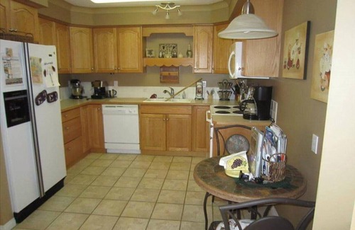 Okanagan-Similkameen Condo | Gorgeous Okanagan Lakeside vacation rentals