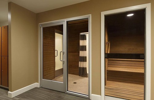Palo Alto Apartment | Gorgeous Palo Alto 2BR w/ Gym, Pool, near 82, 101, and 280, by Blueground