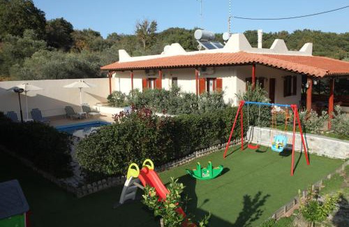 Kanevos Villa | Gorgeous Pool Garden Villa