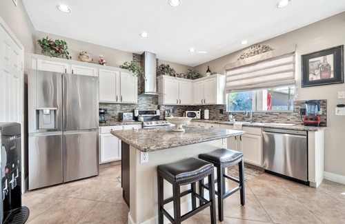 Estrella Vista House | Gorgeous Pool House Retreat in Goodyear!
