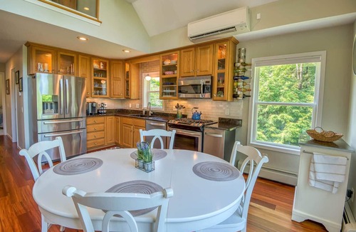 Thornton House | Gorgeous Retreat w/3 Spacious BRs & Decks, set on beautiful private acre!