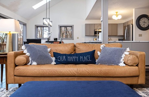 Pedlars Edge House | Gorgeous, spacious 4 bedroom home in Wintergreen Resort