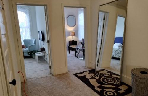 Downtown Apartment | Gorgeous ,stylish and Beautiful Luxury Apartment with stuning Downtown View.Featuring American and French style