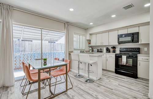 Coral Ridge Isles Apartment | Gorgeous & sun-soaked oasis with pool, furnished patio, generous yard, & AC