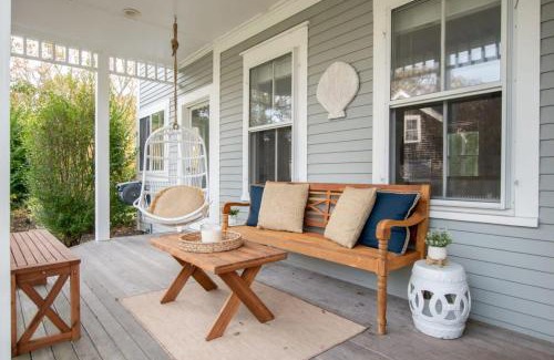 Harwich Port House | Gorgeous Traditional Home Modern Amenities Downtown Harwichport