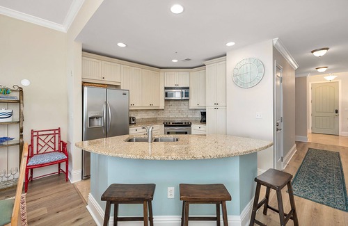Saint Simons Island Condo | Gorgeous Views of the Inter-coastal Waterway, Dog-Friendly, Pool, Steps to Marina Docks