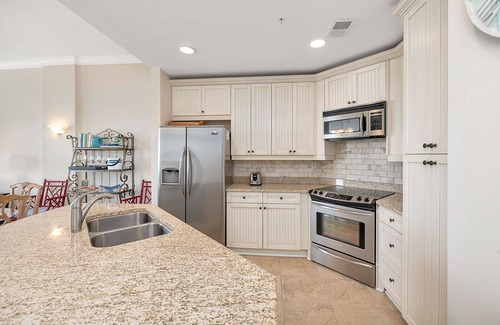 Saint Simons Island Condo | Gorgeous Views of the Inter-coastal Waterway, Dog-Friendly, Pool, Steps to Marina Docks