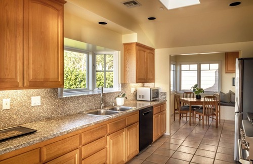 Coast Royal House | Gorgeous View Monger's House in Laguna Beach