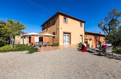 Legoli Villa | Gorgeous Villa Peccioli, with private pool, AC, Wifi