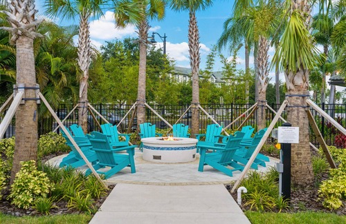Florida Central Atlantic Coast Apartment | Gorgeous Vista Cay Condo, Next to Resort Clubhouse