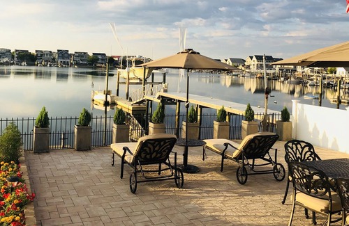 Point Pleasant Beach House | Gorgeous waterfront home perfect for families