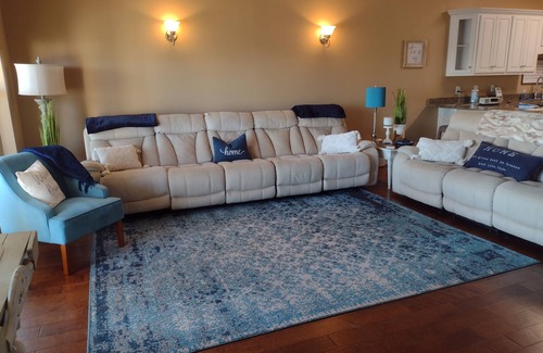 Athens Condo | GORGEOUS Wheeler LAKE FRONT CONDO 1800 SQ ft 3bed/2bath sleeps 6-8 Monthly Rent