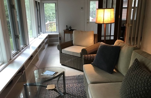 Brookline House | Gorgeous Winter Retreat next to Babbling Brook and Ski Resorts - SLEEPS 4-6!!