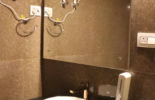 Shivanandi Hotel | Goroomgo Sukoon Dk Rudraprayag