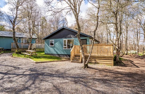 East Lewiston Apartment | Gorse Lodge 9 with Hot Tub