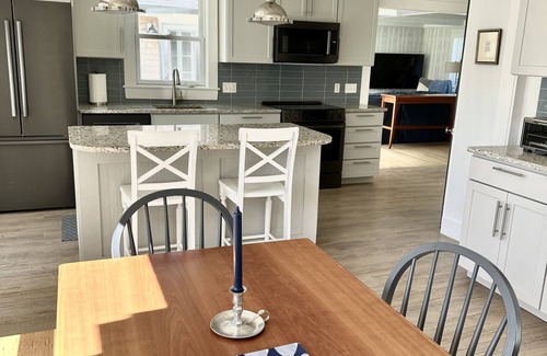 Kennebunkport House | Gosling at Goose Rocks Beach Private path to beach! New Dates! June & Labor Day