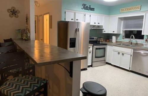 Inverness House | Gospel Island Getaway